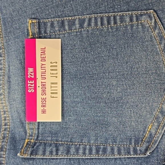 Hi-Rise Short Utility Detail | Faith Jeans | 22W - Picture 5 of 14